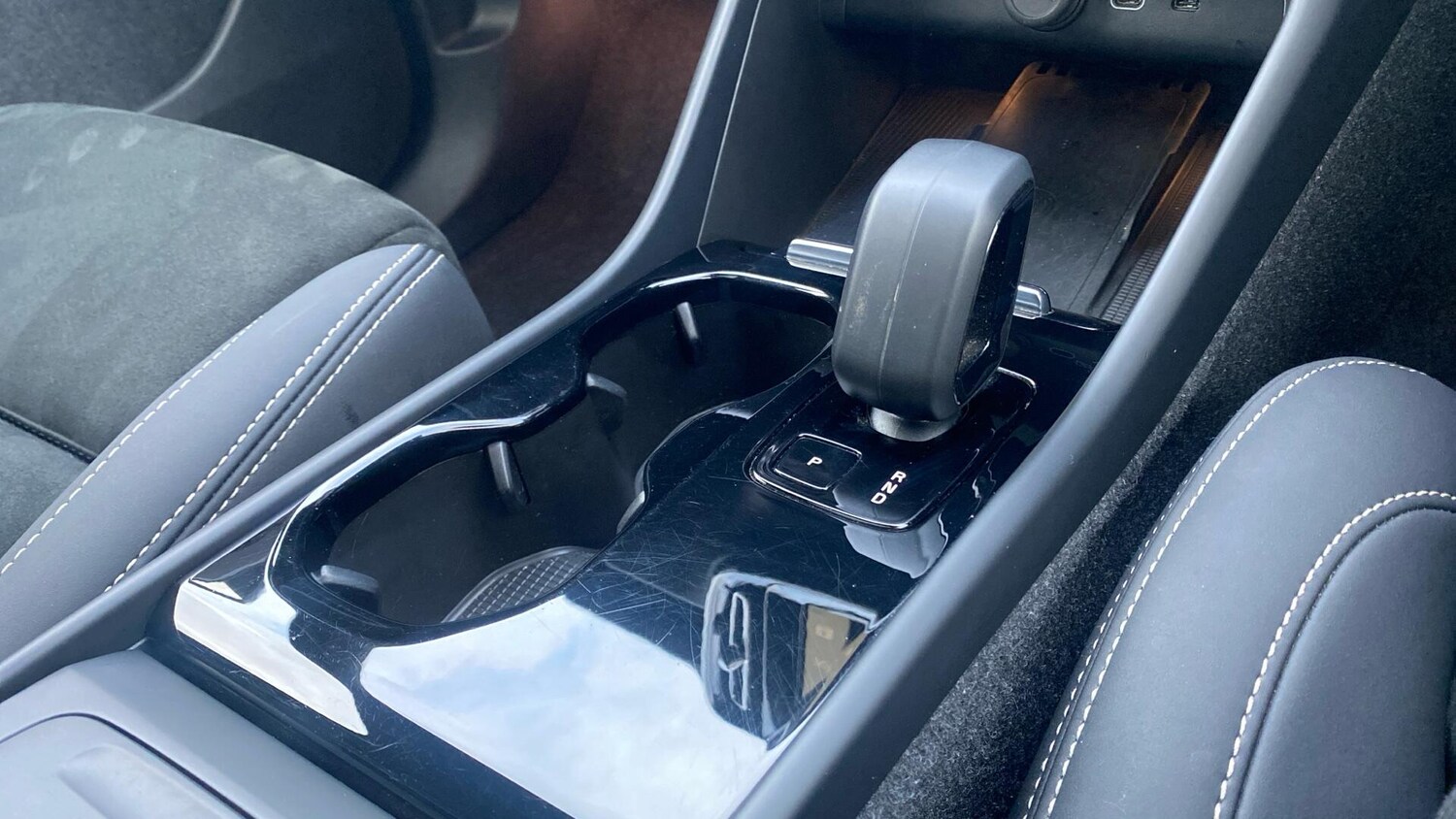 Used Volvo XC40 for sale - 77753352: Photo 11