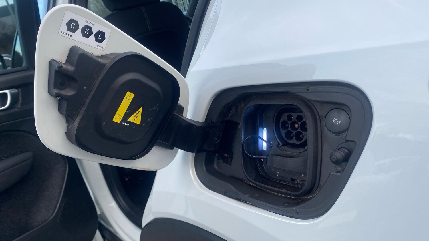 Used Volvo XC40 for sale - 77753352: Photo 37