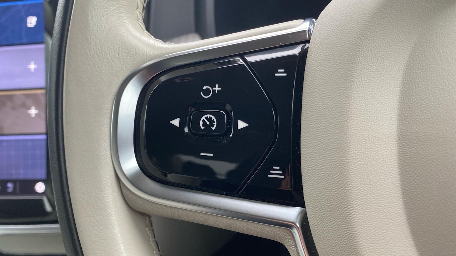 Used Volvo S90 for sale - 77344513: Photo 16