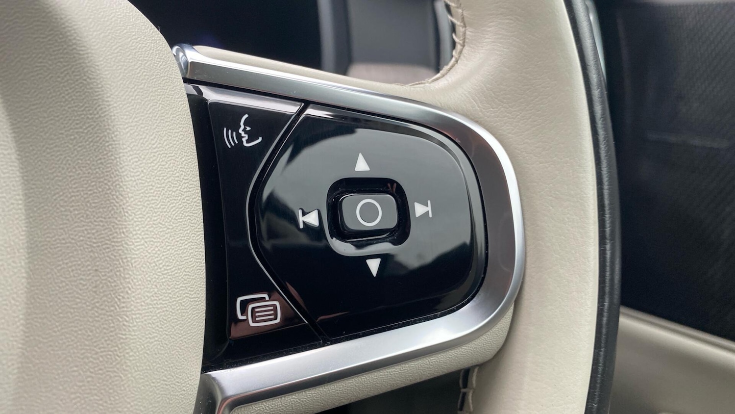 Used Volvo S90 for sale - 77344513: Photo 17