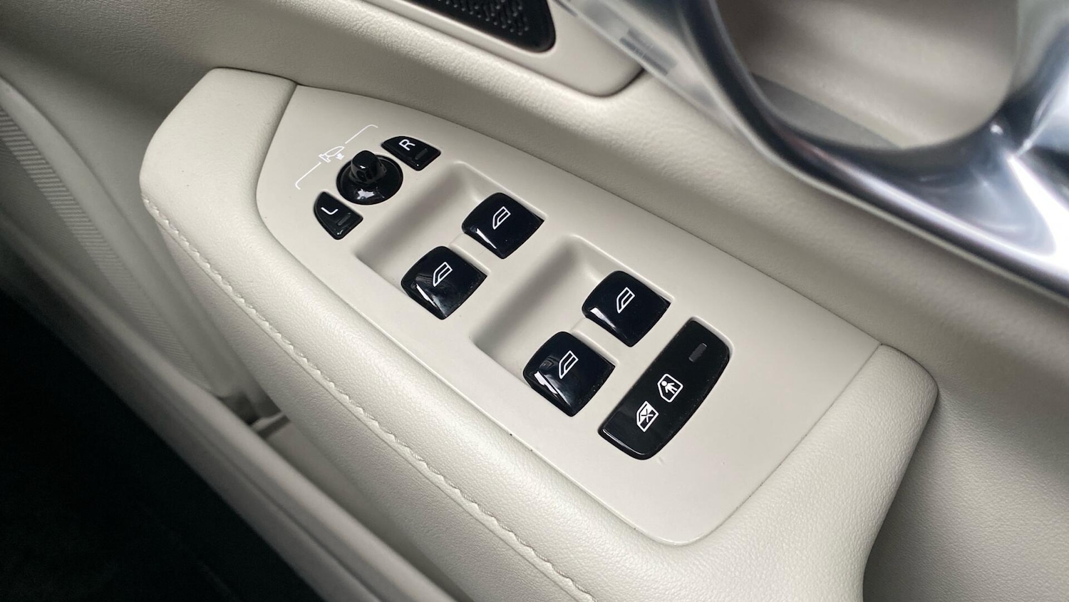 Used Volvo S90 for sale - 77344513: Photo 19