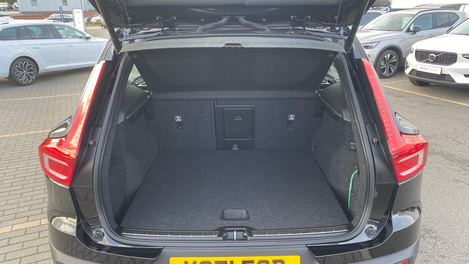 Used Volvo XC40 2022 for sale - 76424638: Photo 14