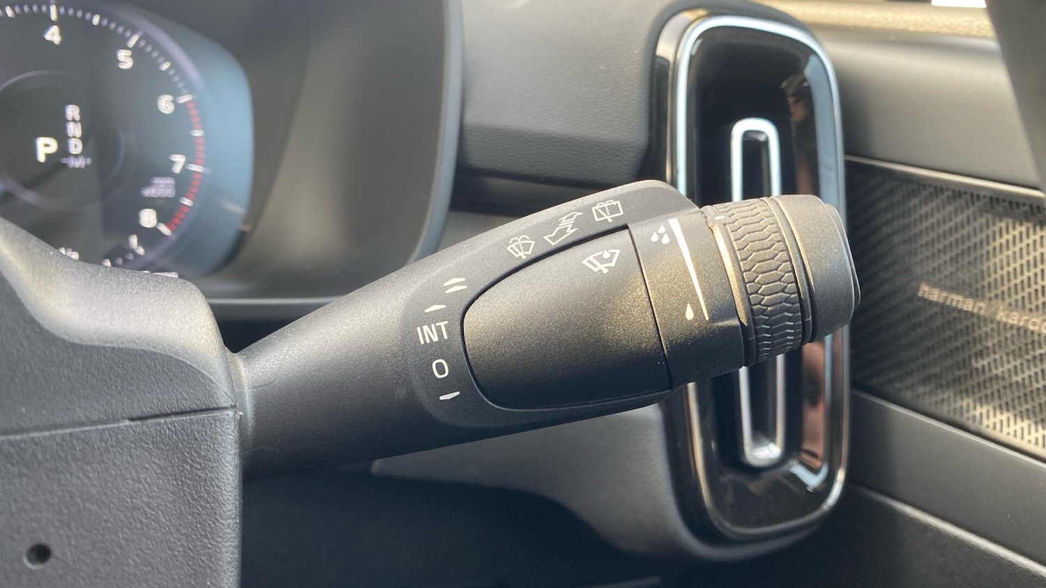 Used Volvo XC40 2022 for sale - 76424638: Photo 24