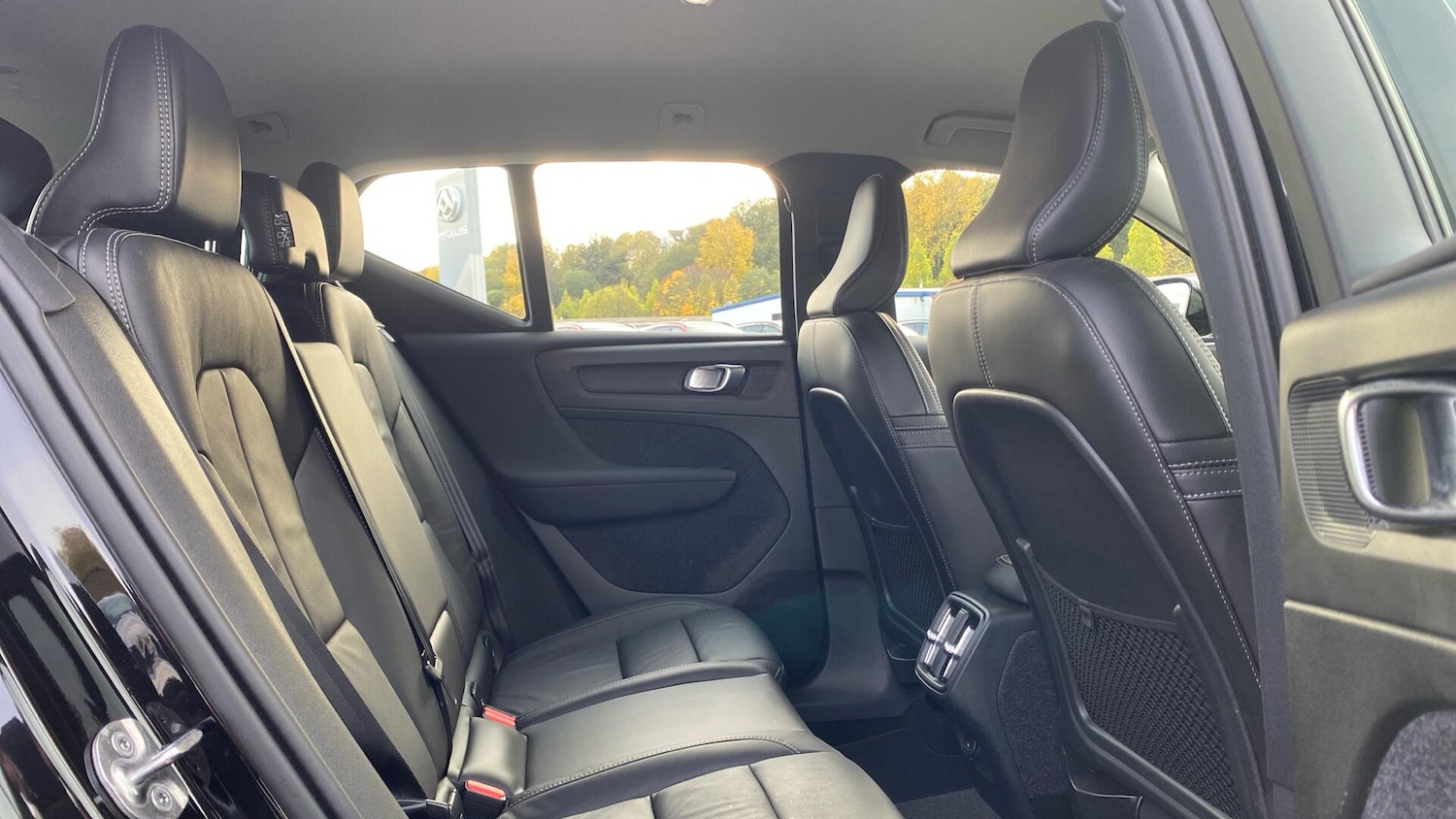 Used Volvo XC40 2022 for sale - 76424638: Photo 7