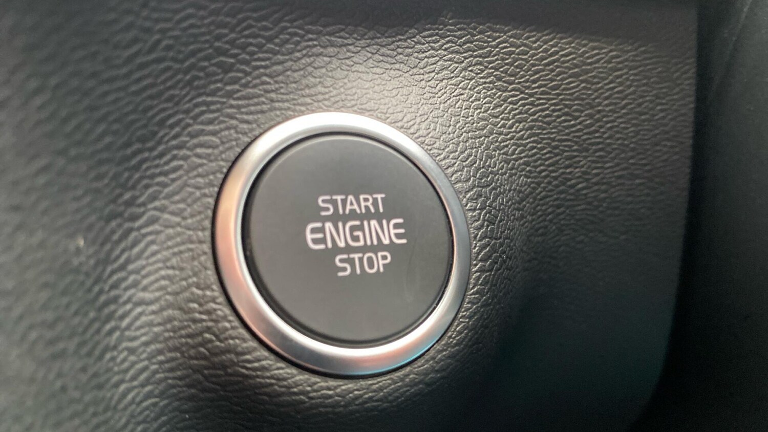 Used Volvo XC40 2026 for sale - 77898241: Photo 19