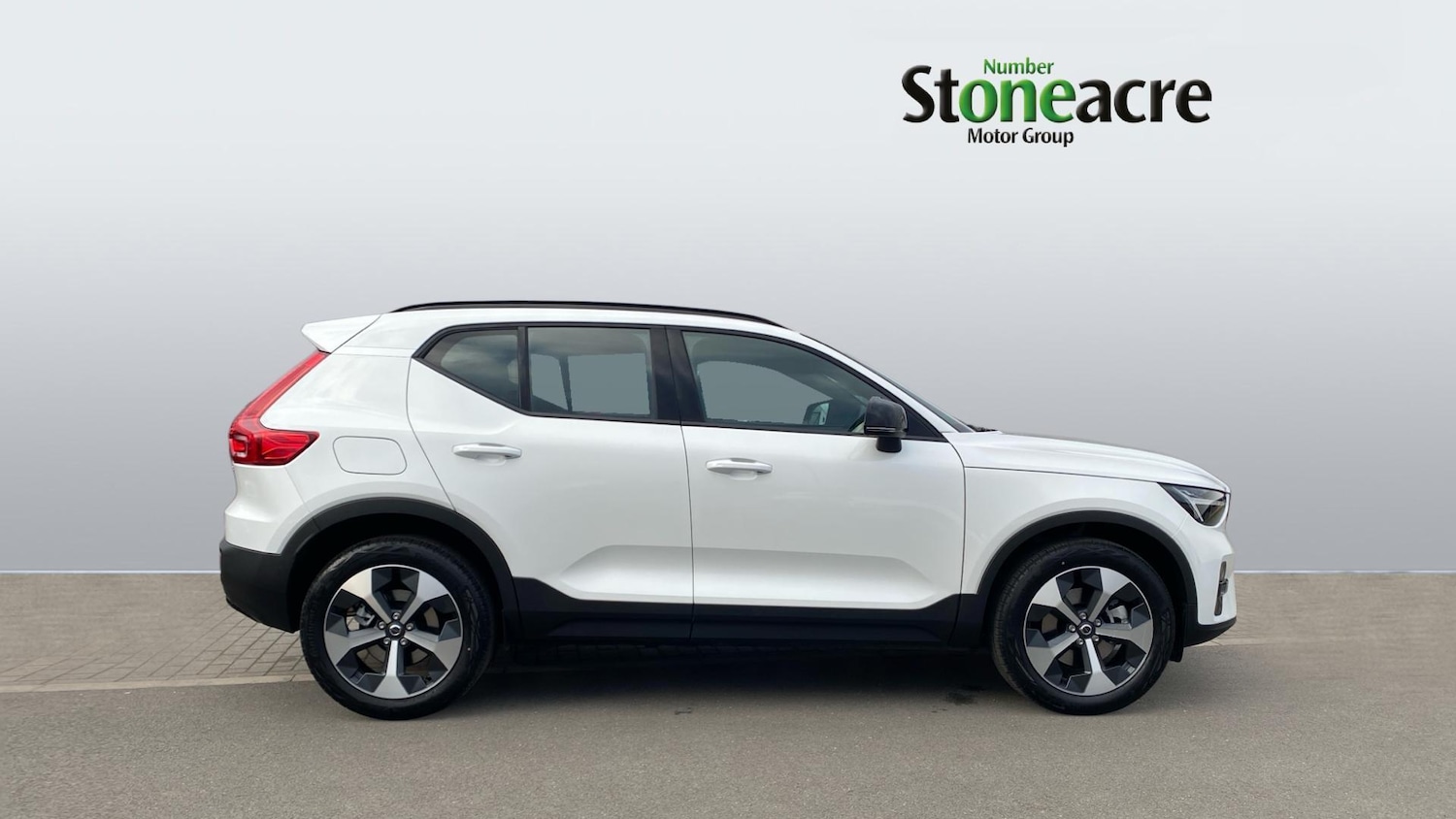 Used Volvo XC40 2026 for sale - 77898241: Photo 3