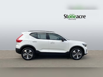 Used Volvo XC40 2026 for sale - 77898241: Photo