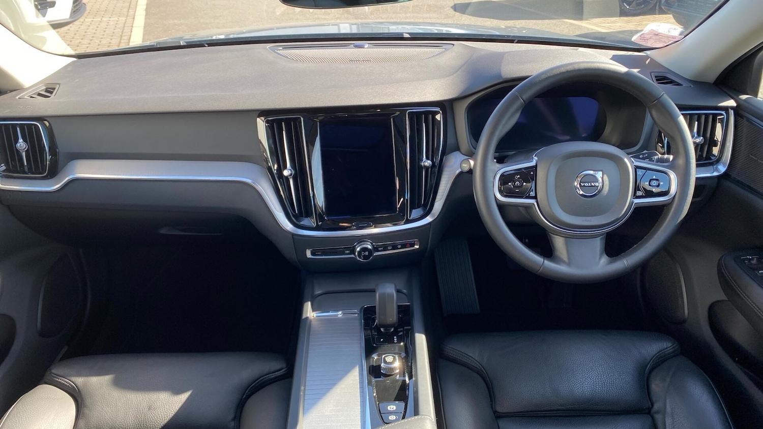 Used Volvo S60 2023 for sale - 77940359: Photo 10