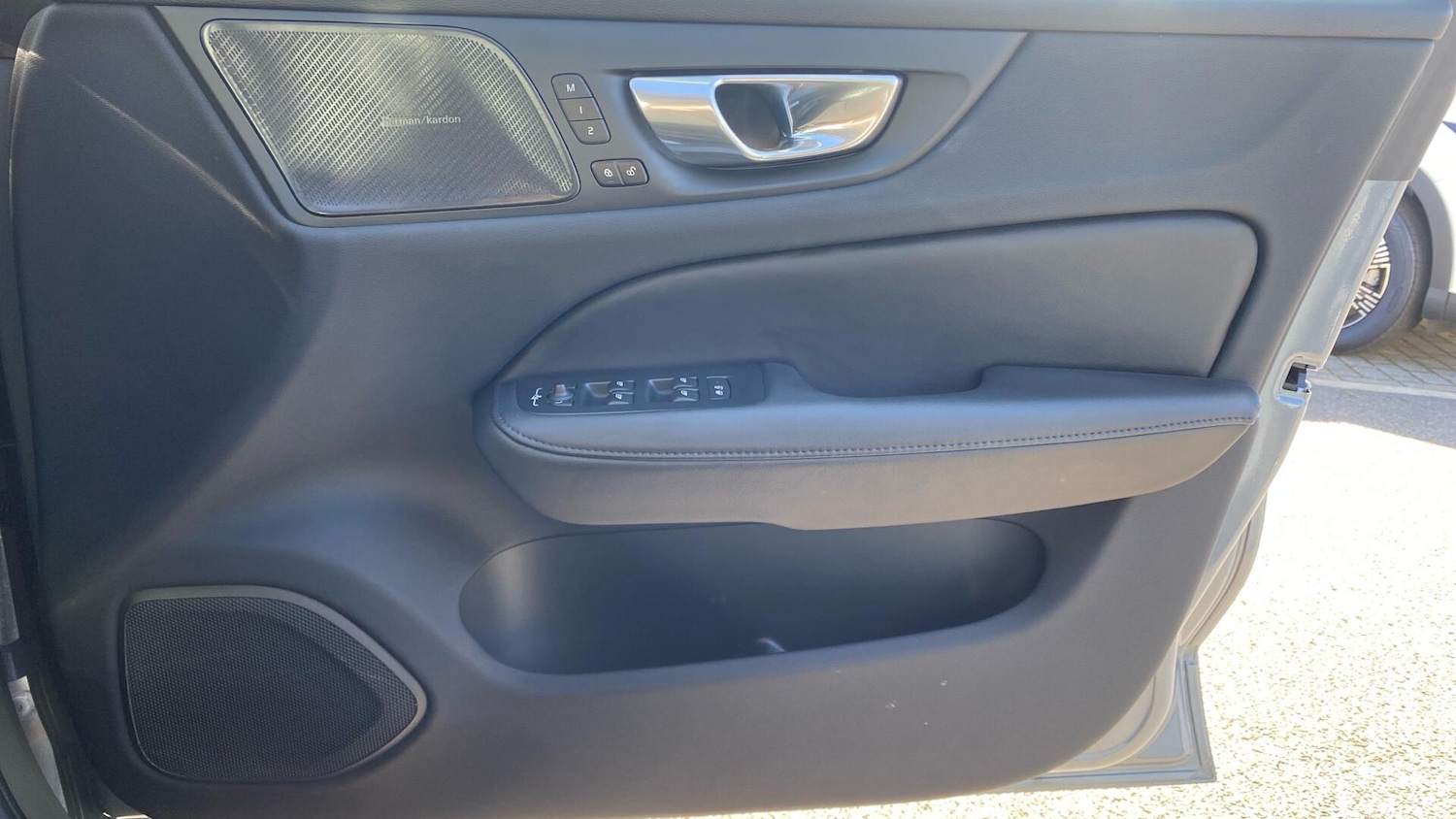 Used Volvo S60 2023 for sale - 77940359: Photo 24