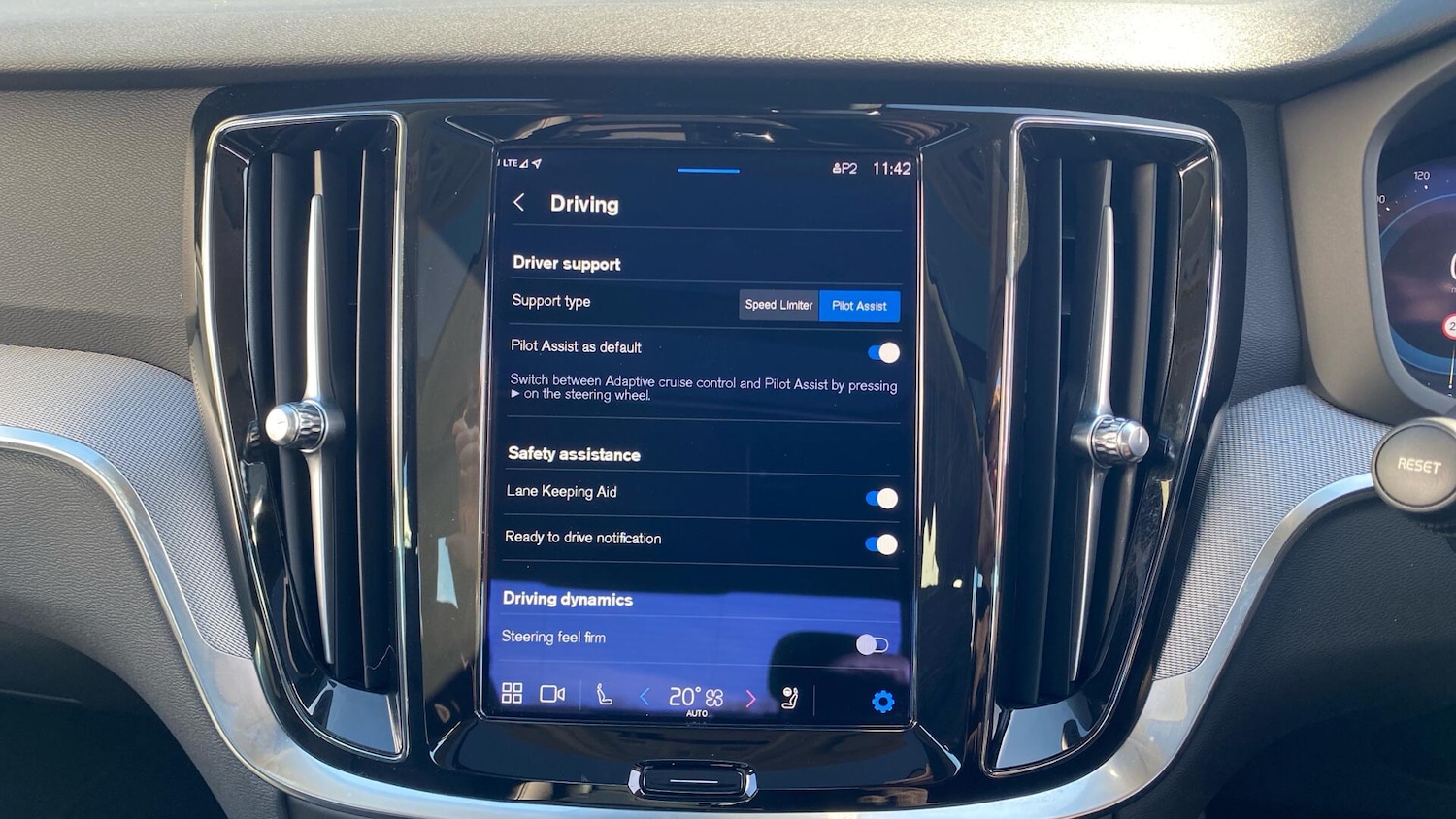 Used Volvo S60 2023 for sale - 77940359: Photo 31