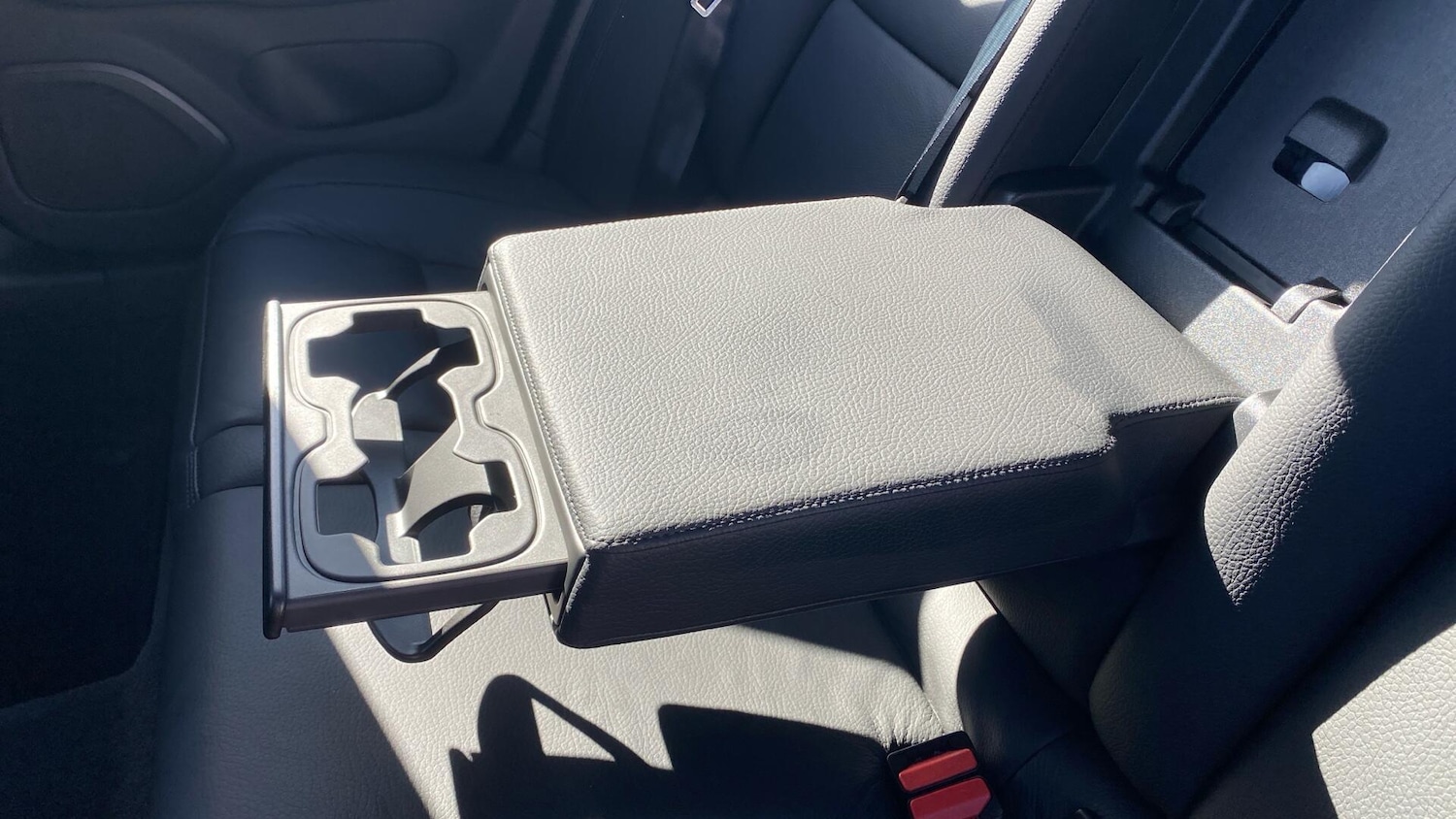 Used Volvo S60 2023 for sale - 77940359: Photo 41