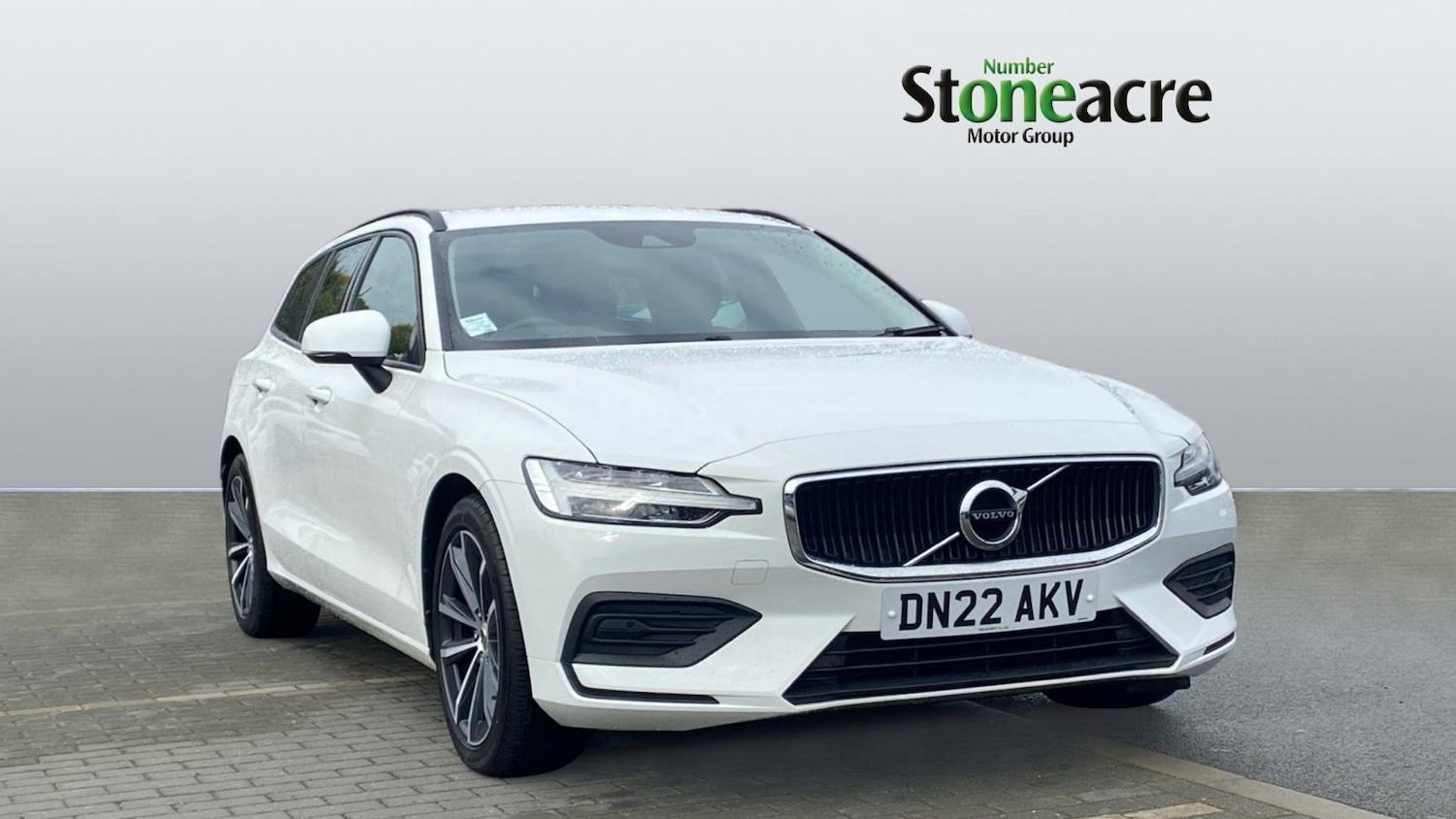 Used Volvo V60 2022 for sale - 76370987: Photo 1
