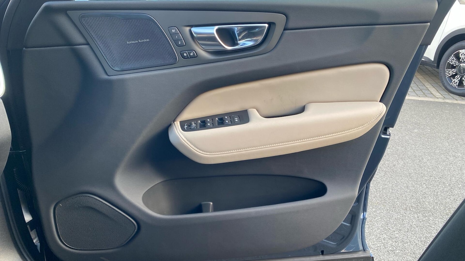 Used Volvo XC60 2026 for sale - 78058540: Photo 28