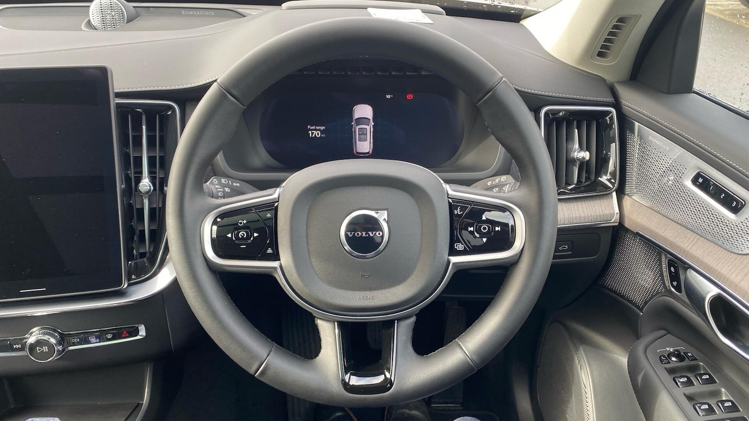 Used Volvo XC90 2025 for sale - 76371480: Photo 10