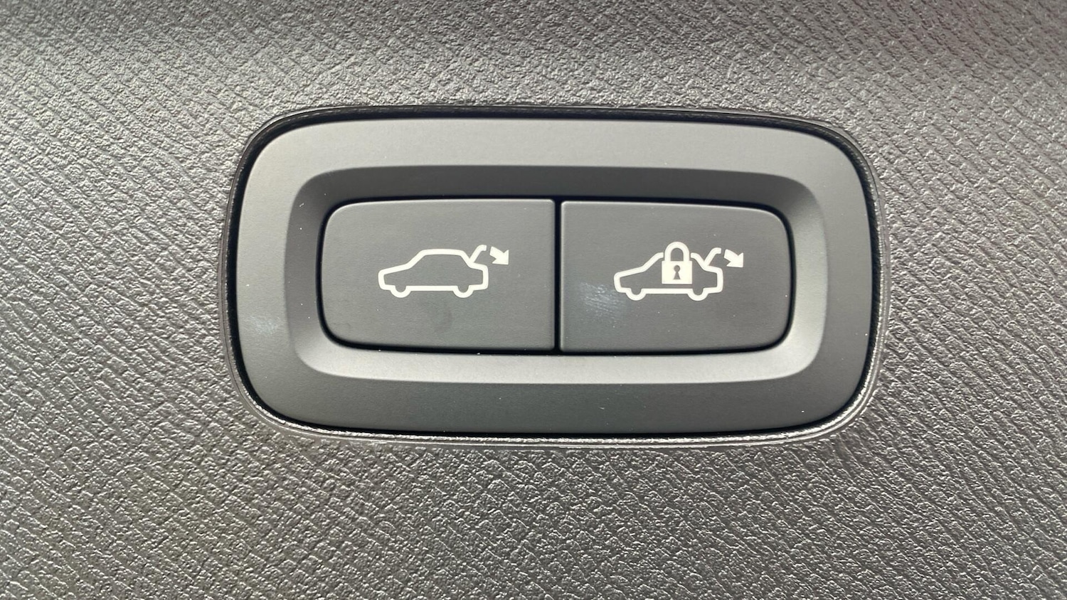 Used Volvo XC90 2025 for sale - 76371480: Photo 35