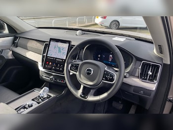Used Volvo XC90 2025 for sale - 76371480: Photo