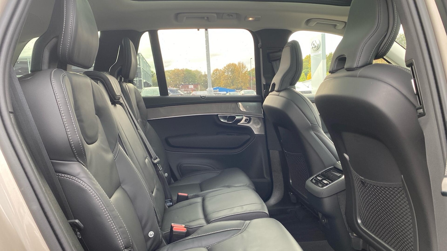Used Volvo XC90 2025 for sale - 76371480: Photo 6