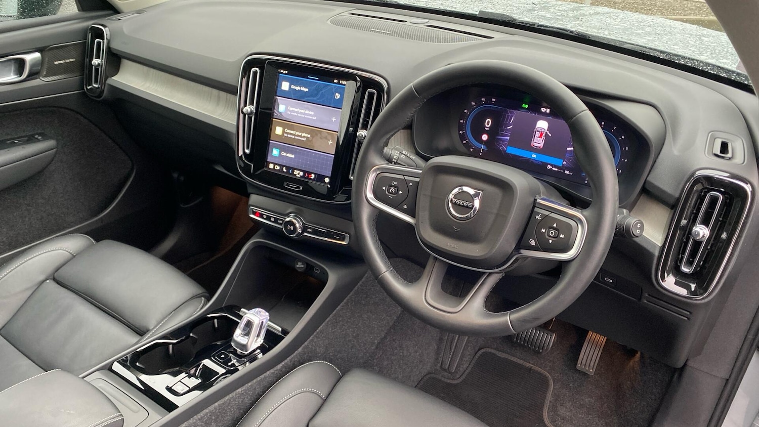 Used Volvo XC40 2024 for sale - 76855861: Photo 10