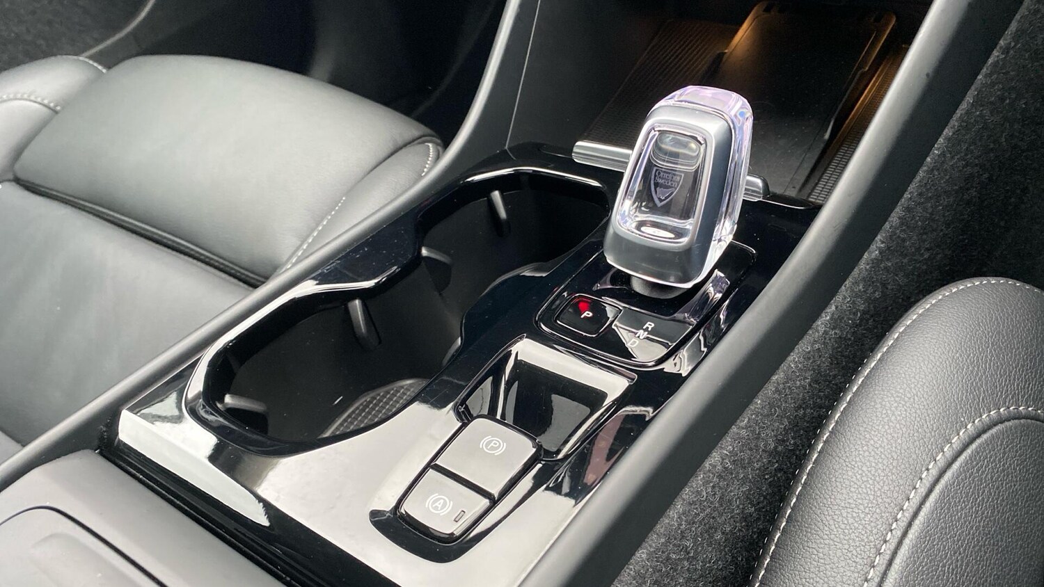 Used Volvo XC40 2024 for sale - 76855861: Photo 12