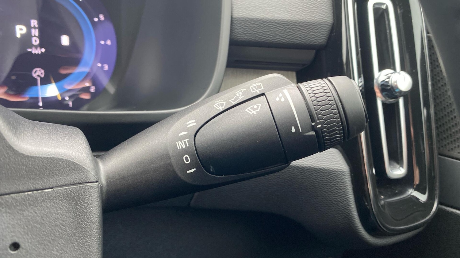 Used Volvo XC40 2024 for sale - 76855861: Photo 20