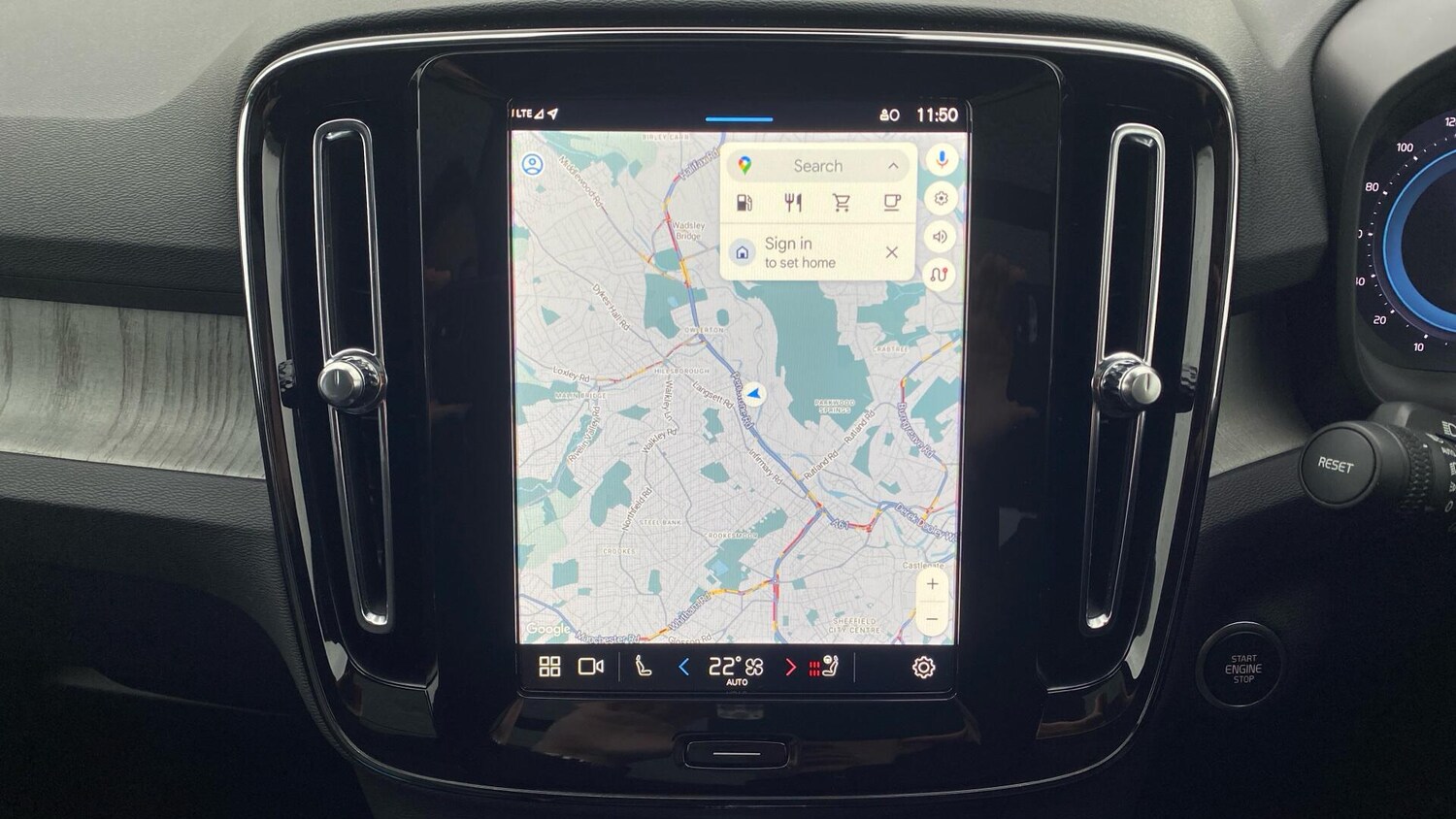 Used Volvo XC40 2024 for sale - 76855861: Photo 32