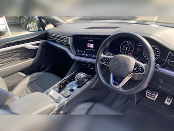 Used Volkswagen Touareg 2023 for sale - 78728195: Photo