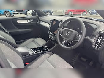 Used Volvo XC40 2023 for sale - 79741018: Photo
