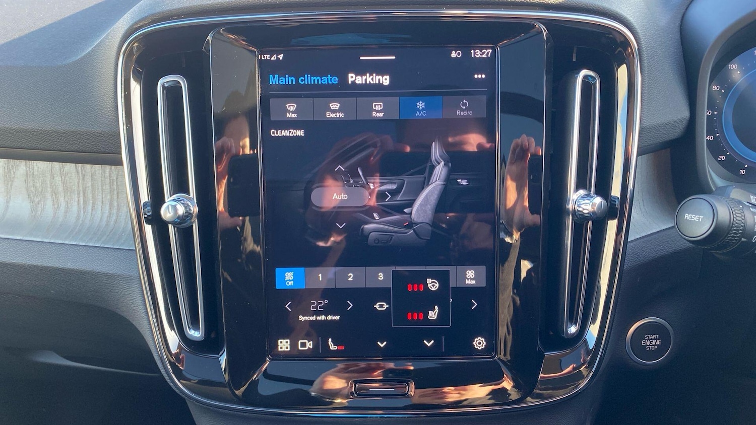 Used Volvo XC40 2025 for sale - 76657058: Photo 15