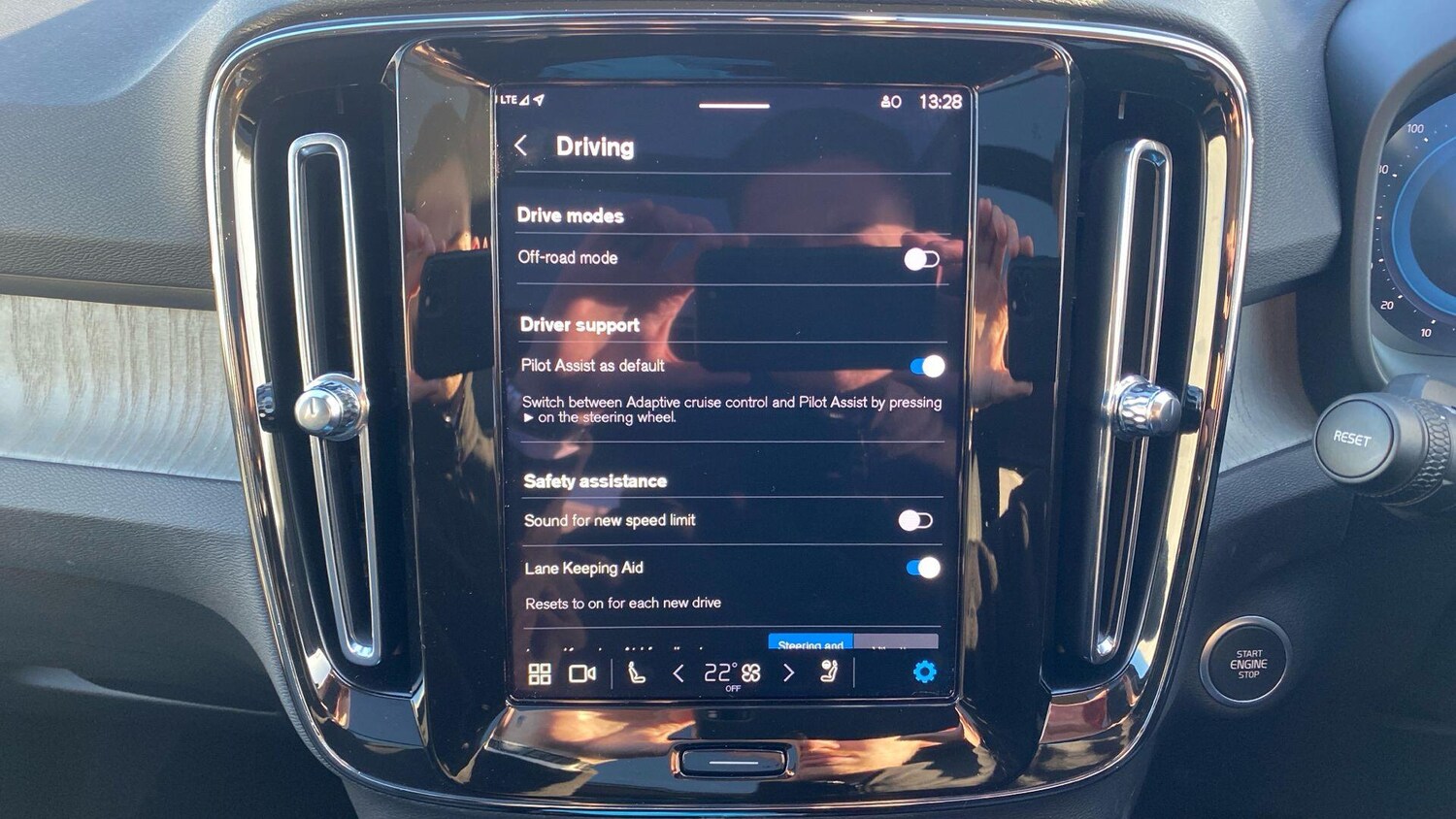 Used Volvo XC40 2025 for sale - 76657058: Photo 16