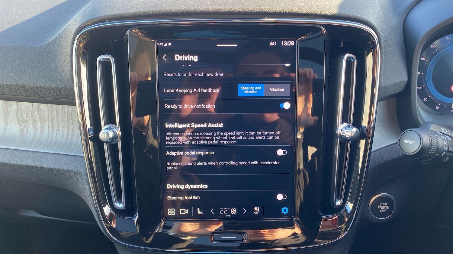 Used Volvo XC40 2025 for sale - 76657058: Photo 17