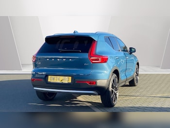 Used Volvo XC40 2025 for sale - 76657058: Photo