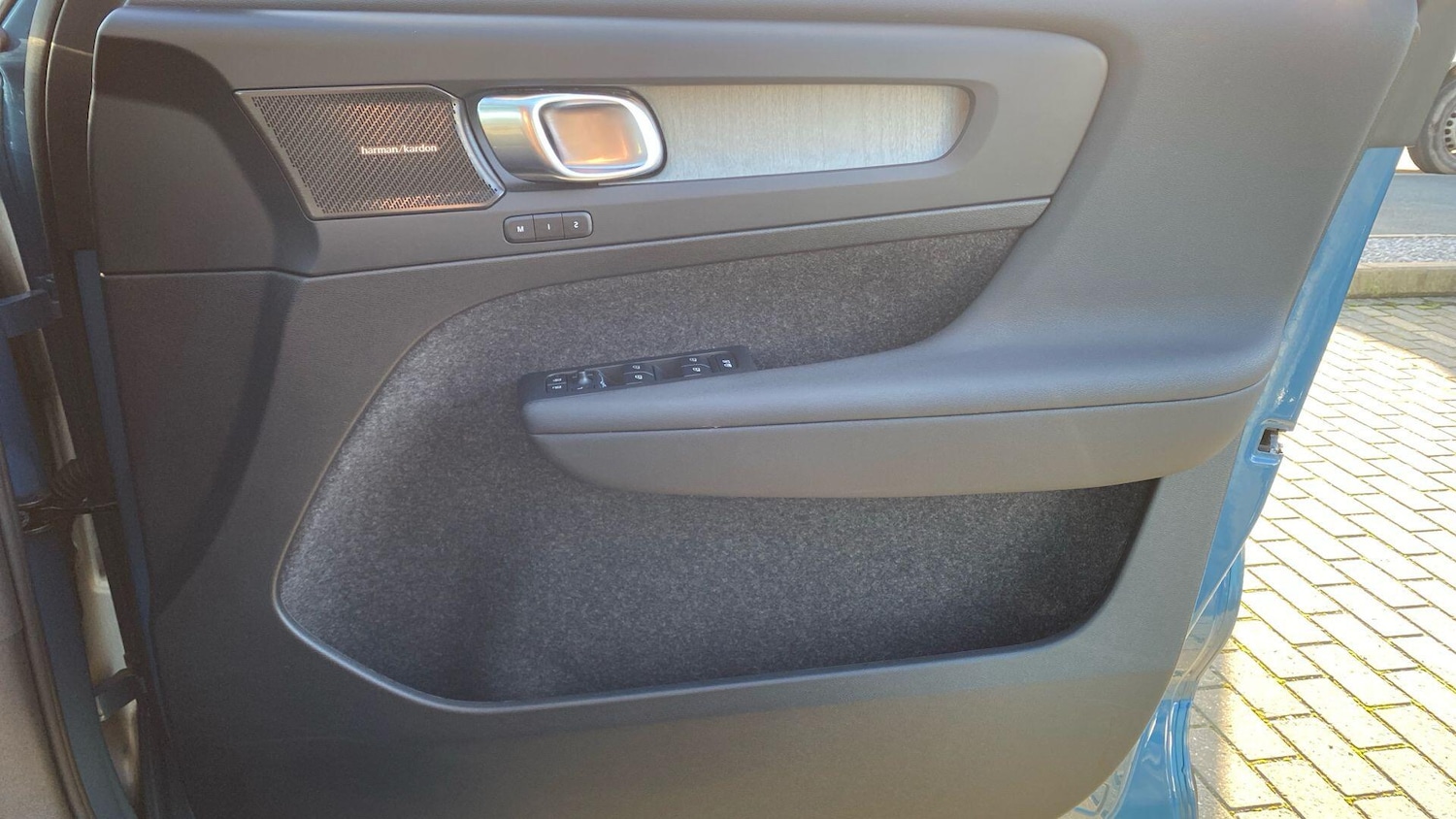 Used Volvo XC40 2025 for sale - 76657058: Photo 30