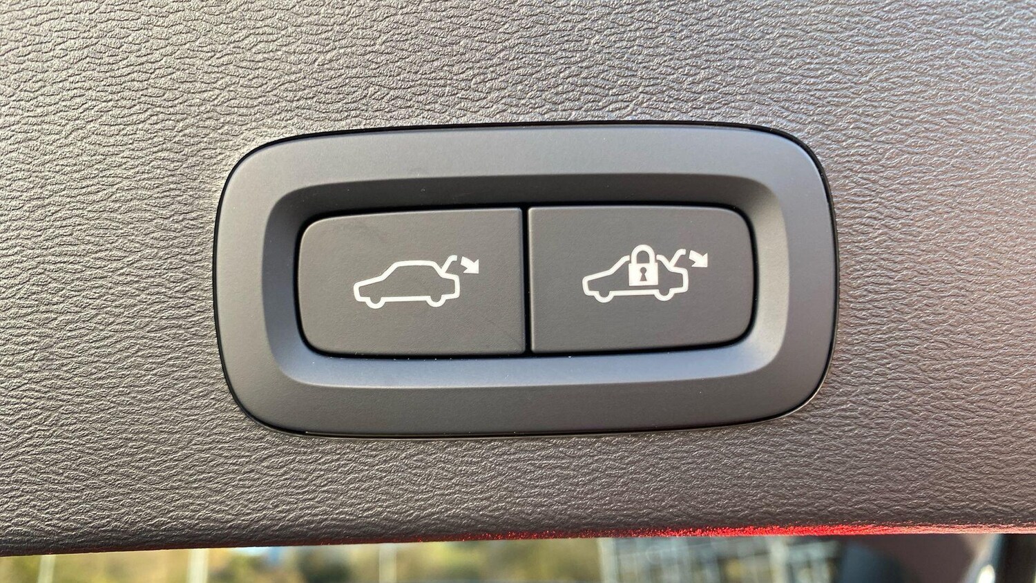 Used Volvo XC40 2025 for sale - 76657058: Photo 36