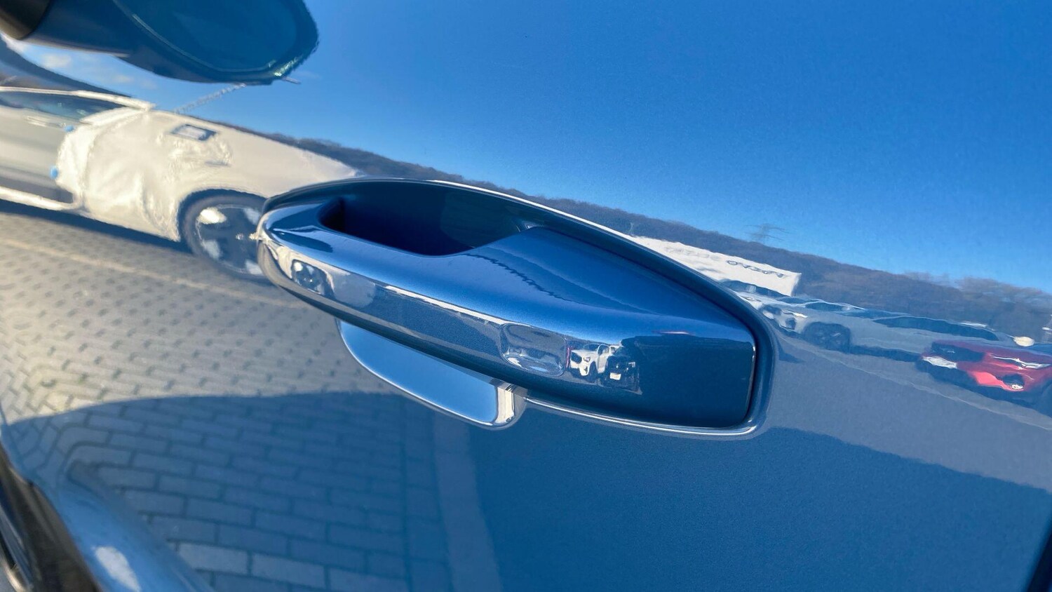 Used Volvo XC40 2025 for sale - 76657058: Photo 40