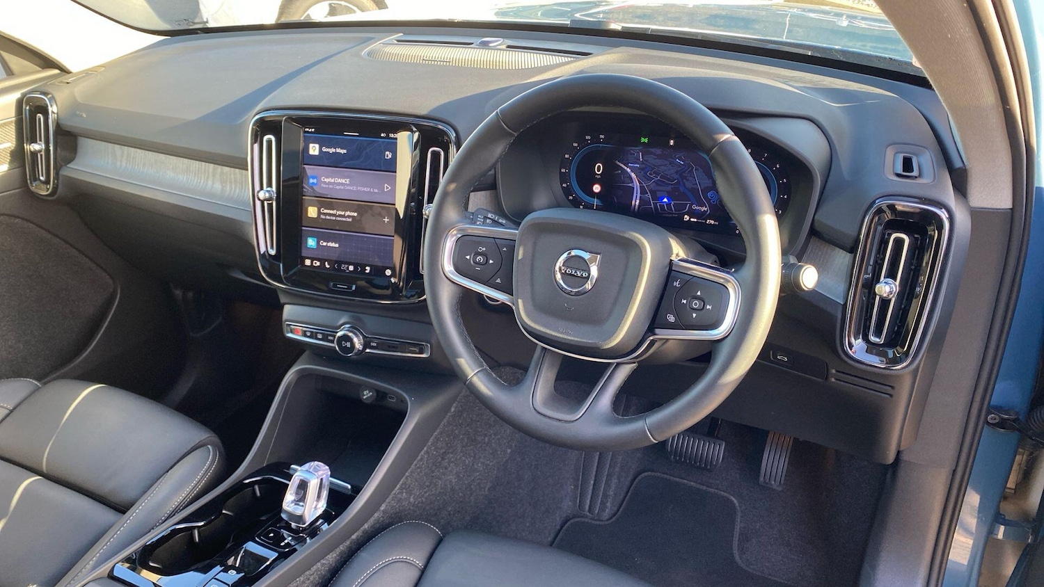 Used Volvo XC40 2025 for sale - 76657058: Photo 5