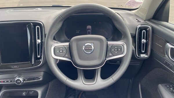 Used Volvo XC40 2024 for sale - 75269489: Photo 10