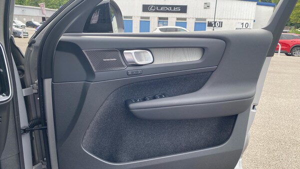 Used Volvo XC40 2024 for sale - 75269489: Photo 27