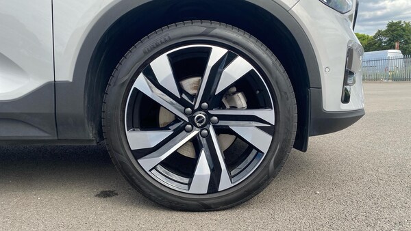 Used Volvo XC40 2024 for sale - 75269489: Photo 9