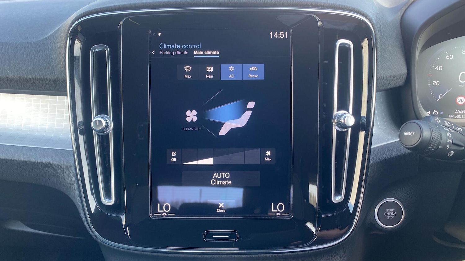 Used Volvo XC40 2021 for sale - 78204326: Photo 29