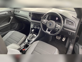 Used Volkswagen T-Roc 2022 for sale - 75578111: Photo