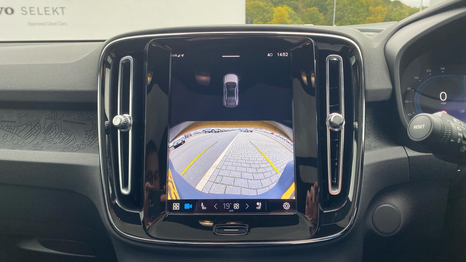 Used Volvo C40 2025 for sale - 75387312: Photo 15