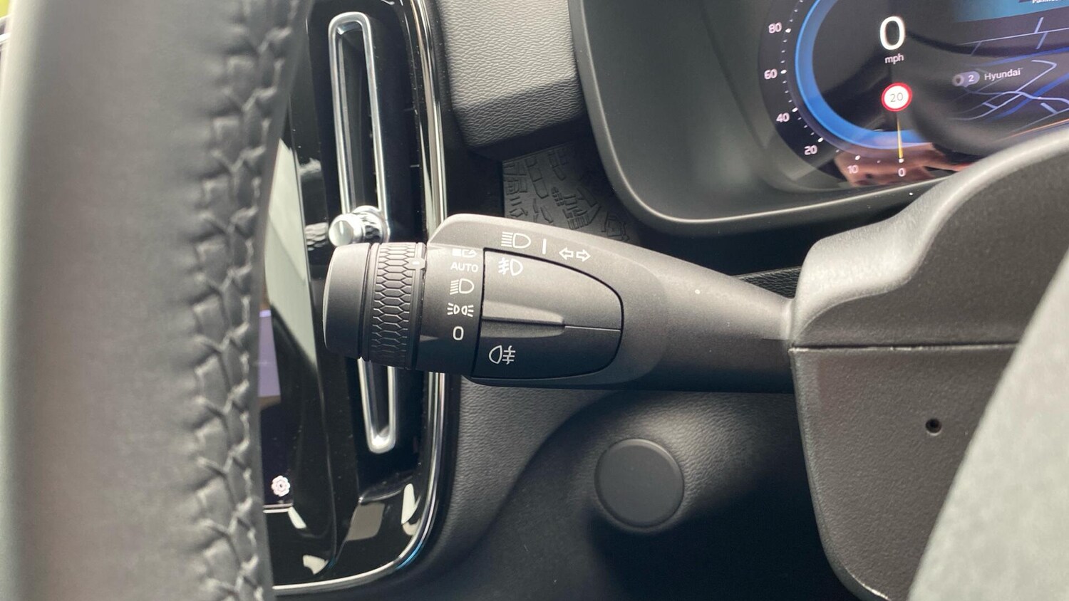 Used Volvo C40 2025 for sale - 75387312: Photo 18