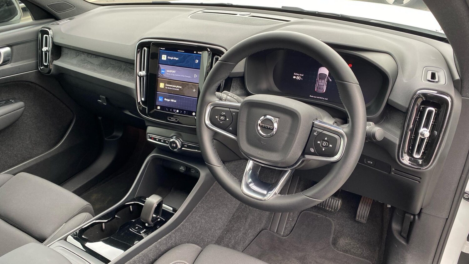 Used Volvo C40 2025 for sale - 75387312: Photo 4