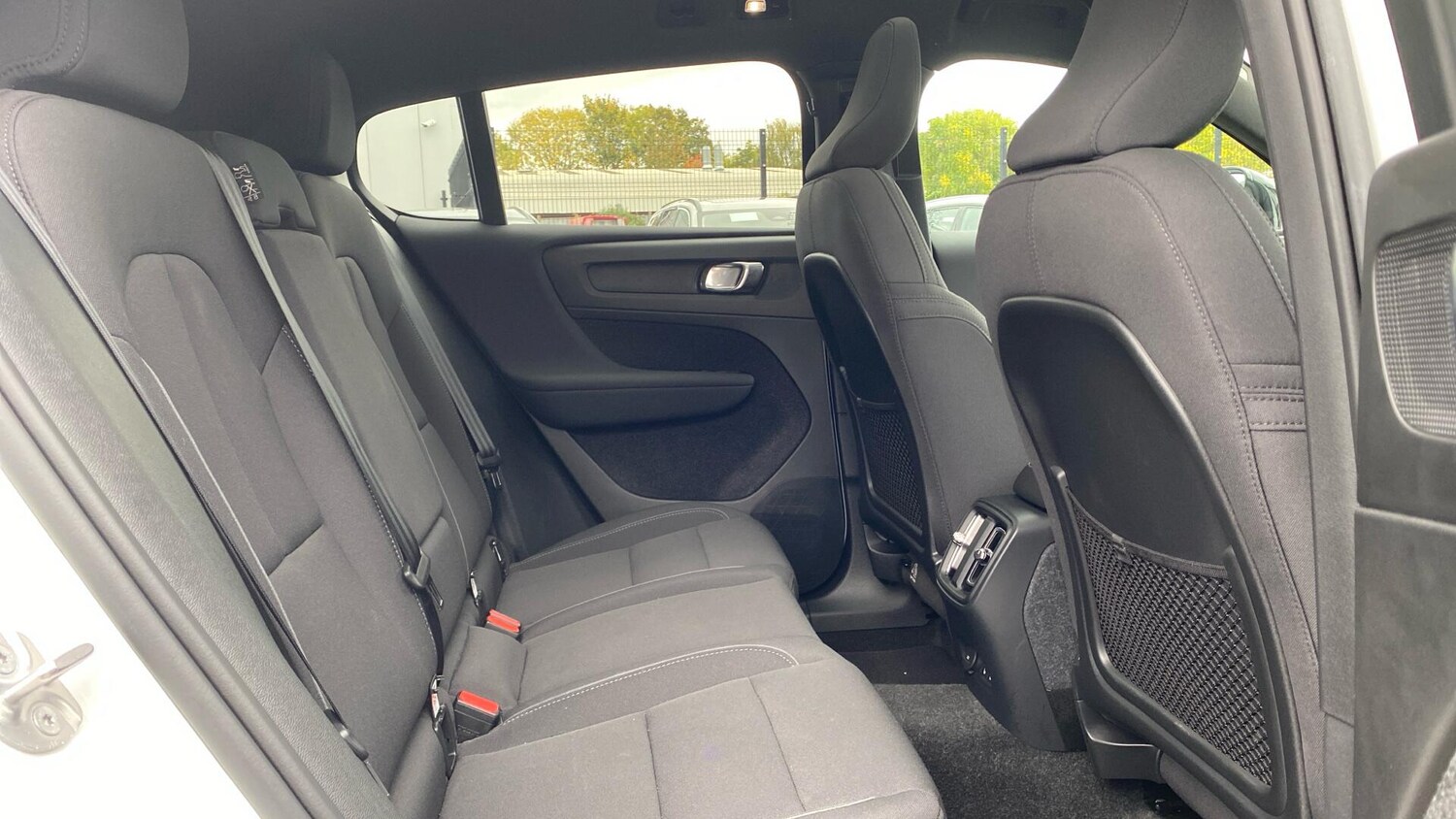 Used Volvo C40 2025 for sale - 75387312: Photo 6