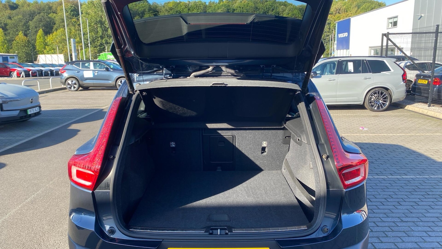 Used Volvo XC40 2020 for sale - 76099345: Photo 14