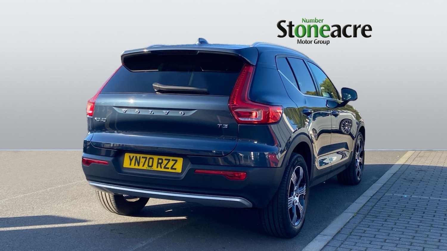 Used Volvo XC40 2020 for sale - 76099345: Photo 2