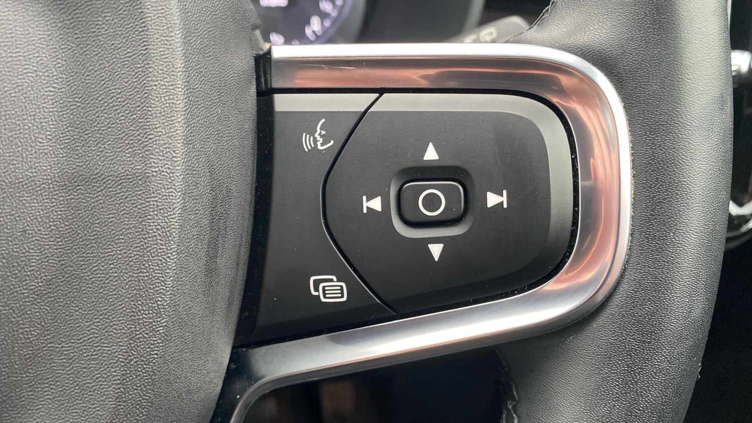 Used Volvo XC40 2022 for sale - 76855796: Photo 22