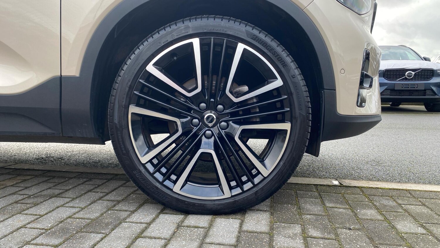 Used Volvo XC40 2025 for sale - 77695690: Photo 26