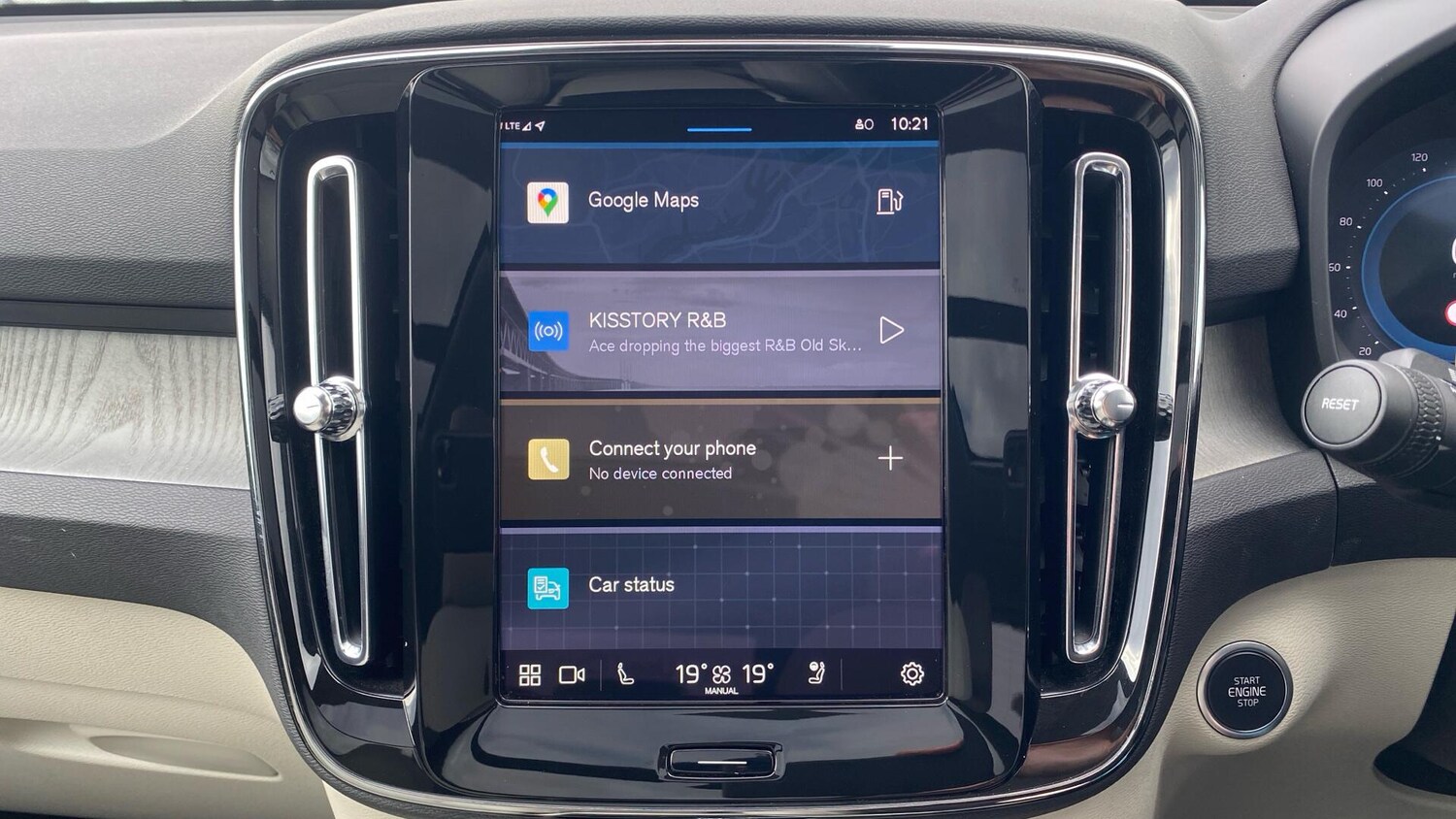 Used Volvo XC40 2025 for sale - 77695690: Photo 27