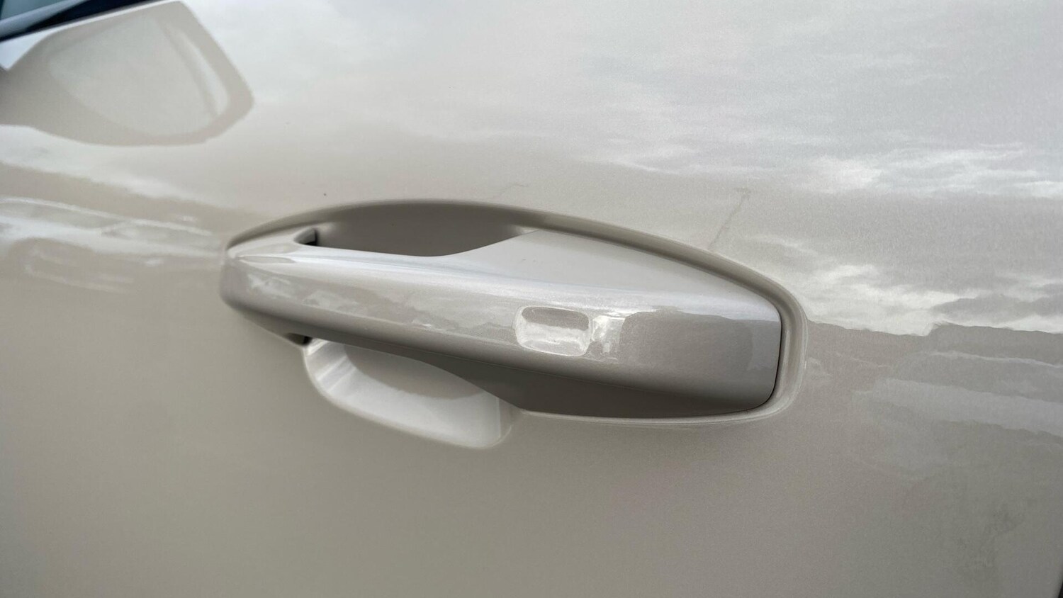 Used Volvo XC40 2025 for sale - 77695690: Photo 37